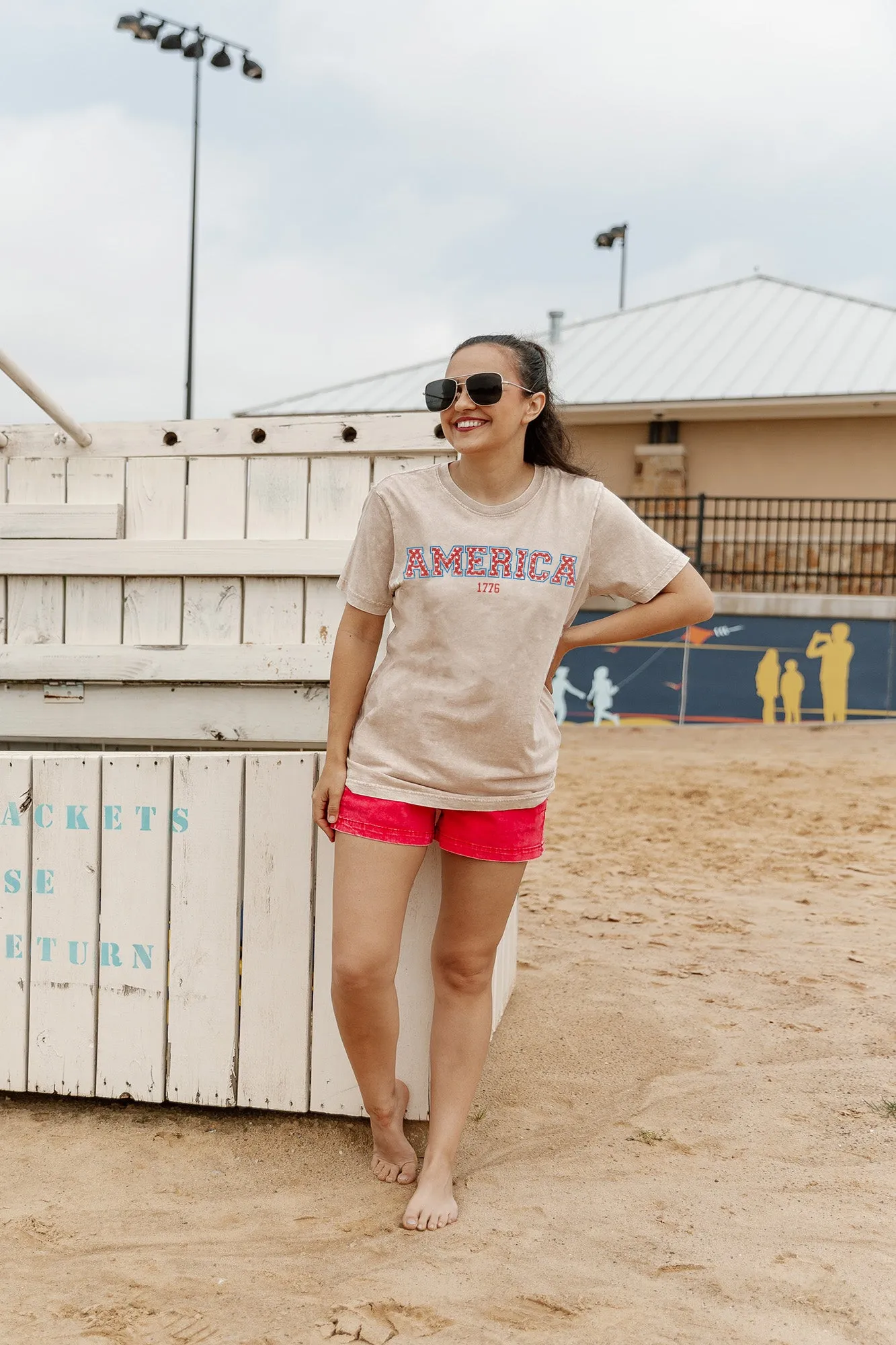 AMERICA THE BEAUTIFUL VINTAGE WASH BOYFRIEND TEE