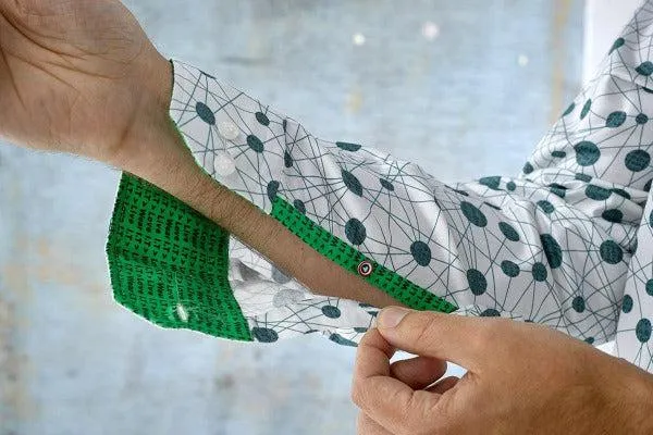 DressCode Algorithm Shirt