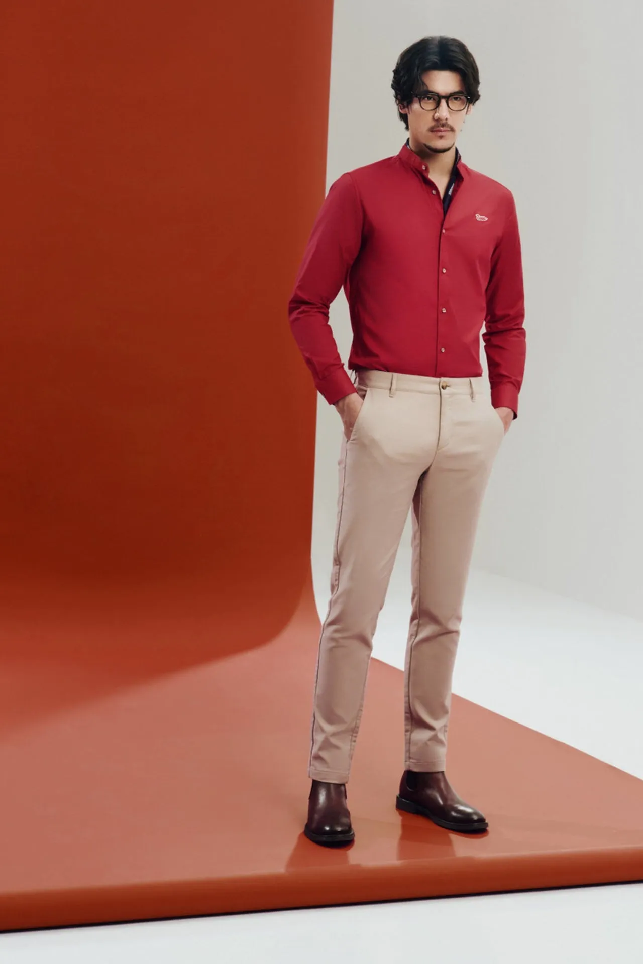 Easy Care Cotton Oxford Smart Fit Casual Shirt with Logo