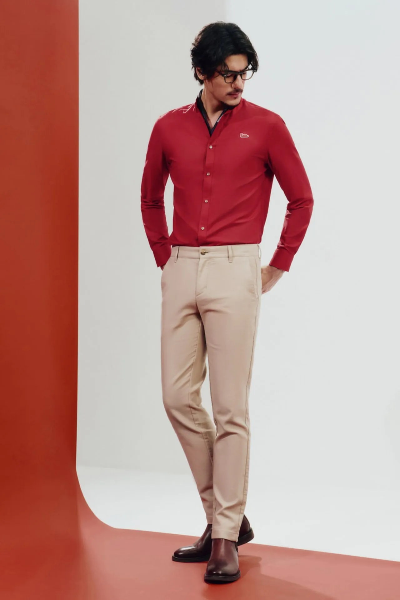 Easy Care Cotton Oxford Smart Fit Casual Shirt with Logo