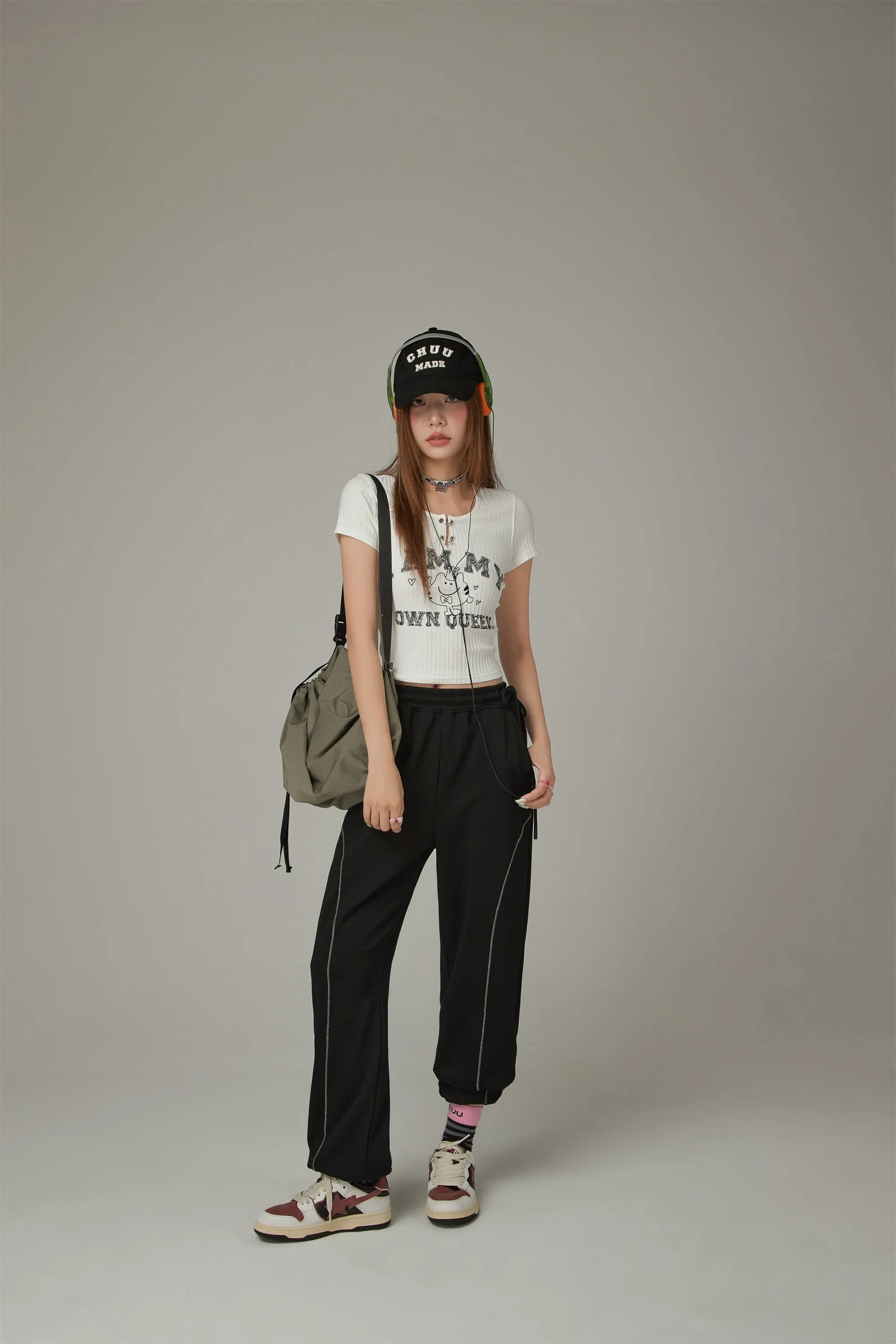 Elastic Waist Loose Jogger Pants