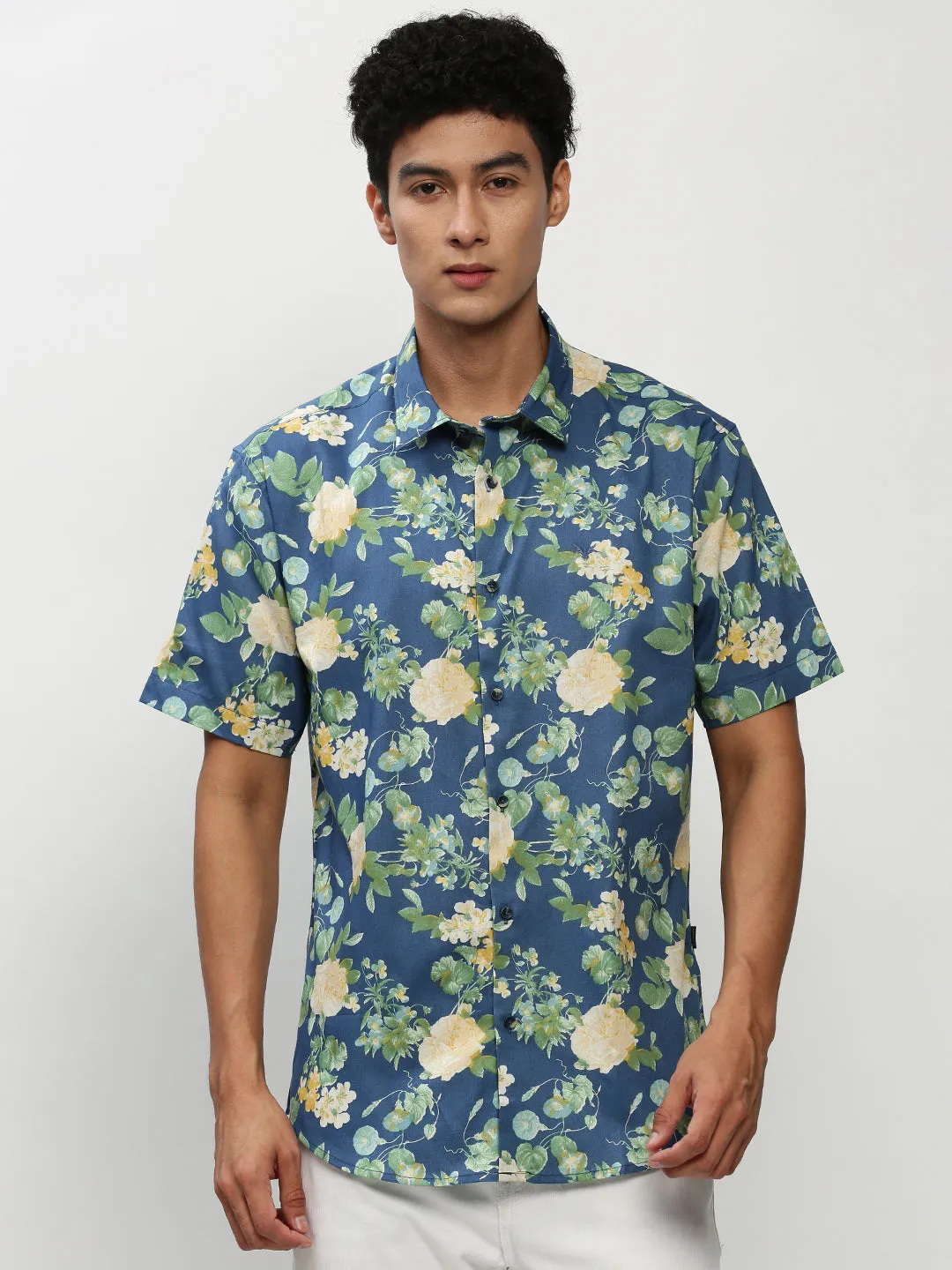 Men Blue Standard Floral Printed Cotton Slim Fit Casual Shirt