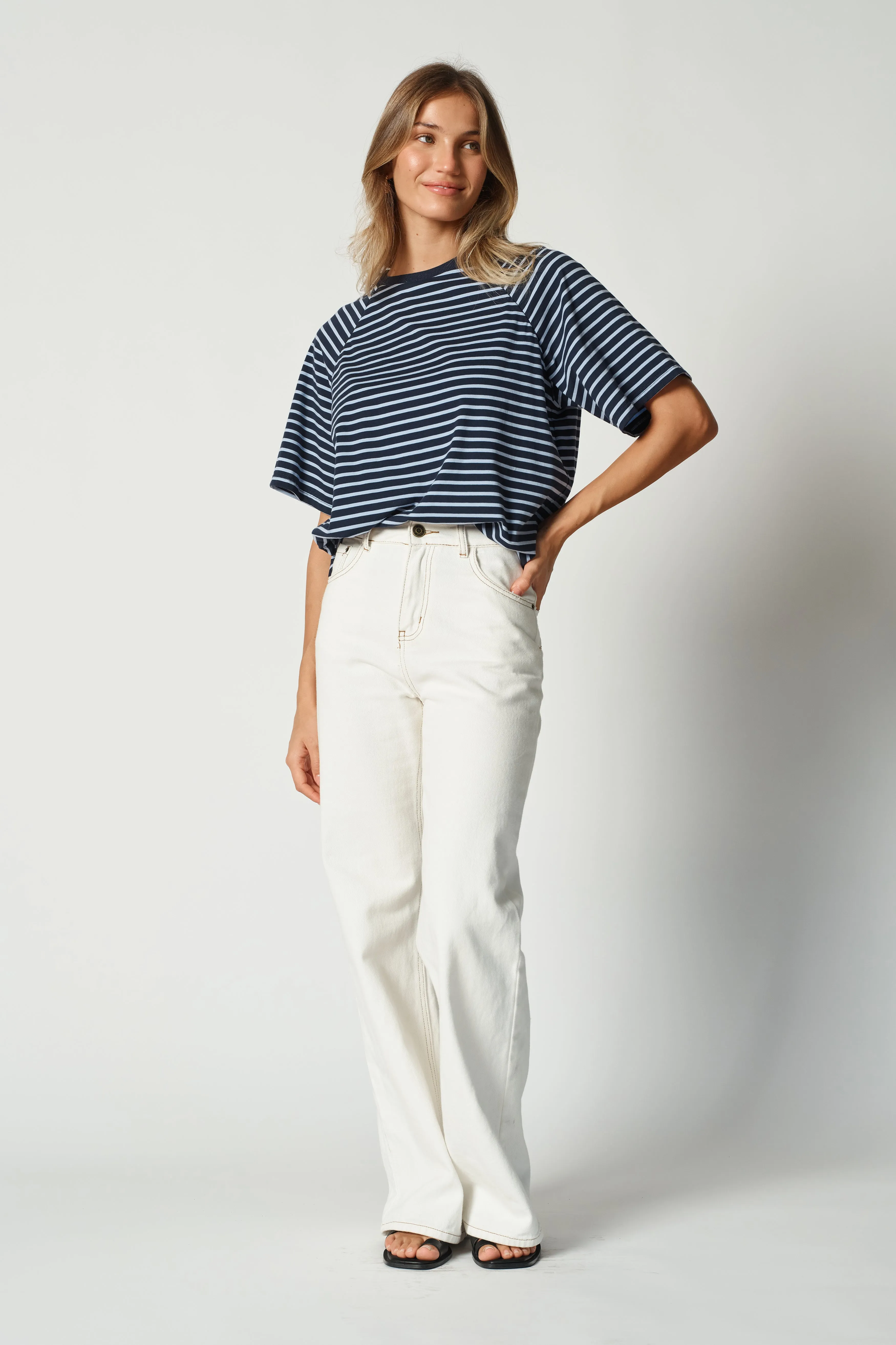 Mère Stripe Box-Cut Tee - Navy / Blue
