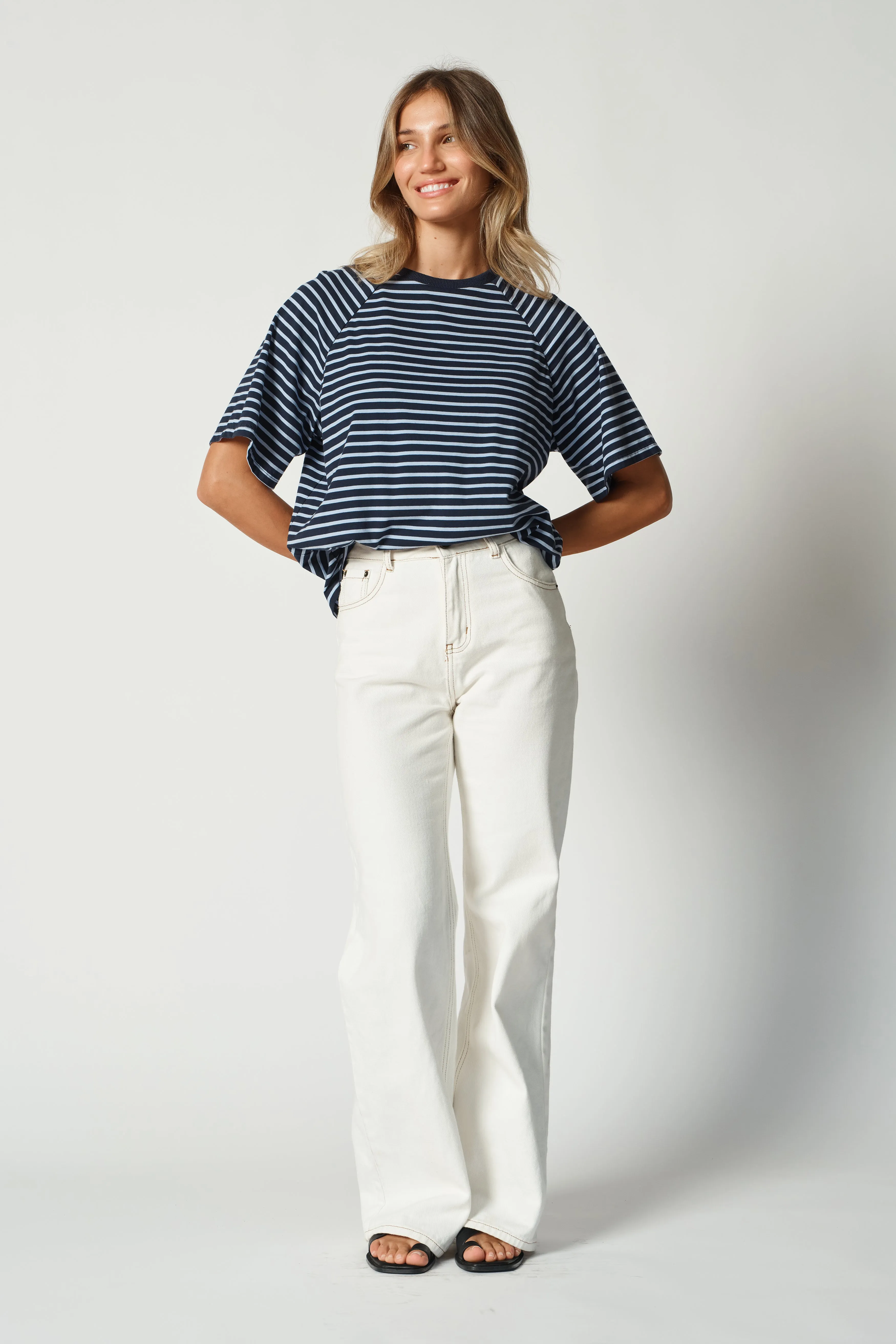 Mère Stripe Box-Cut Tee - Navy / Blue
