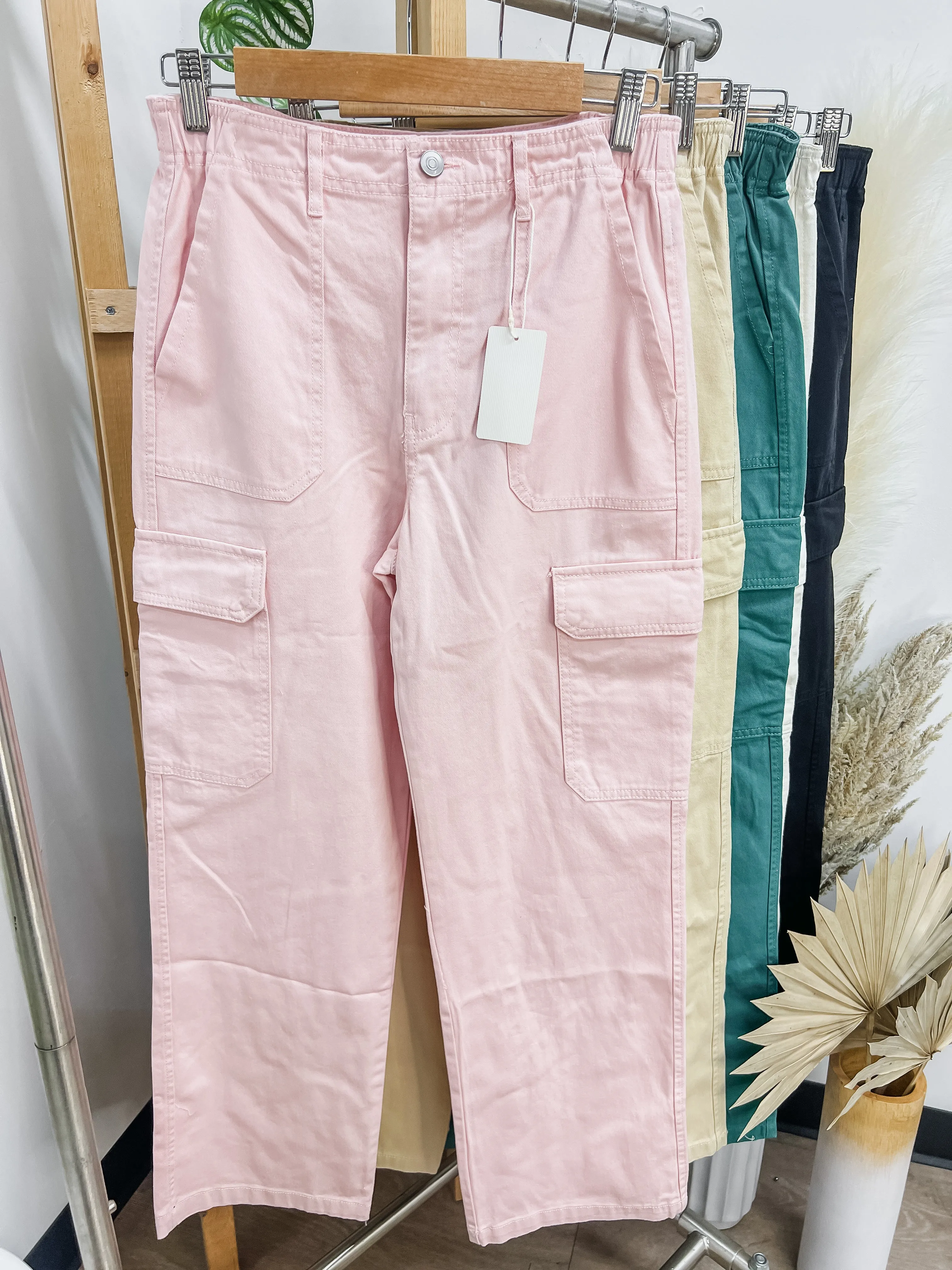 Sierra Cargo Pockets Pants