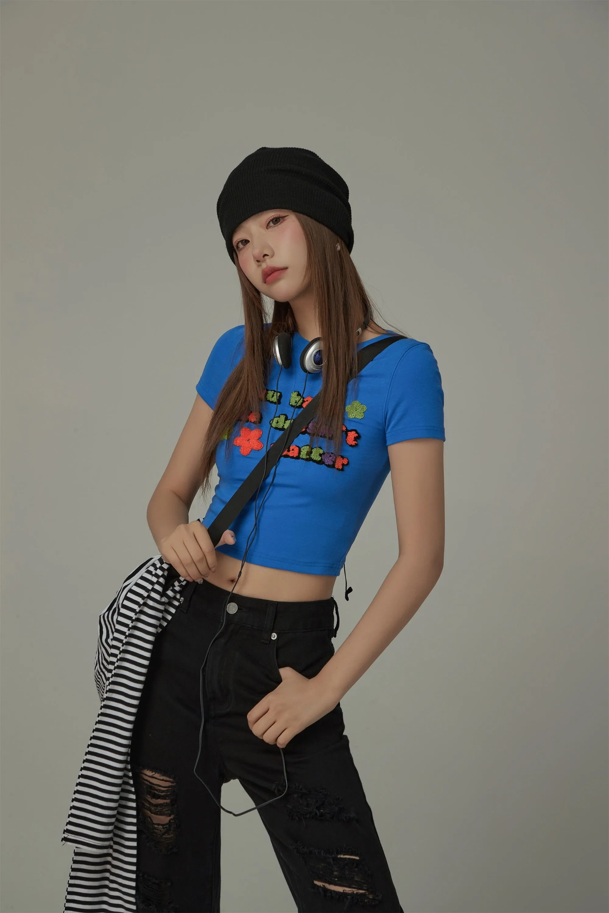 Size Doesnt Matter Colorful Embroidered Slim Crop T-Shirt