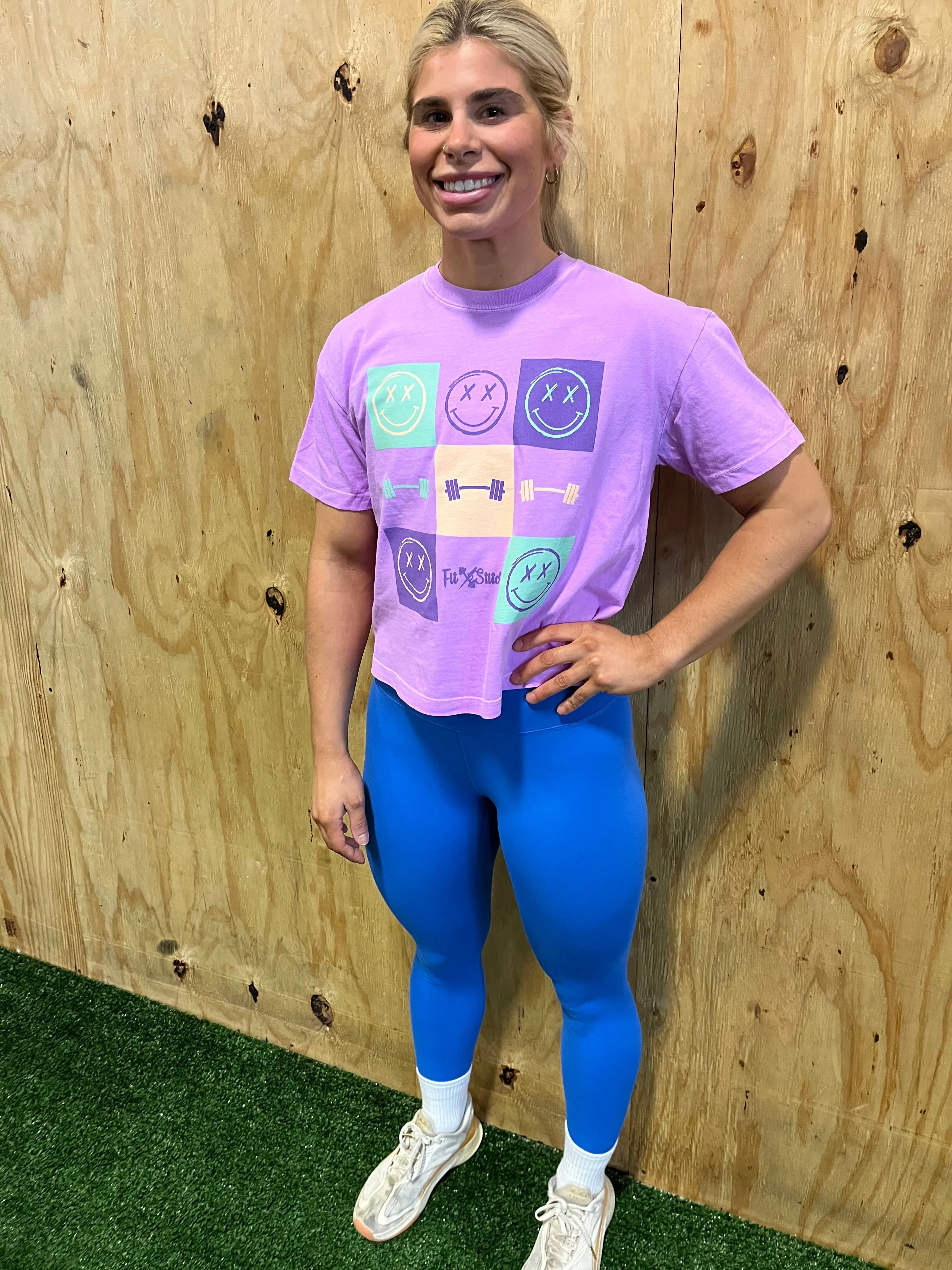 Smile and lift Boxy Crop Tee